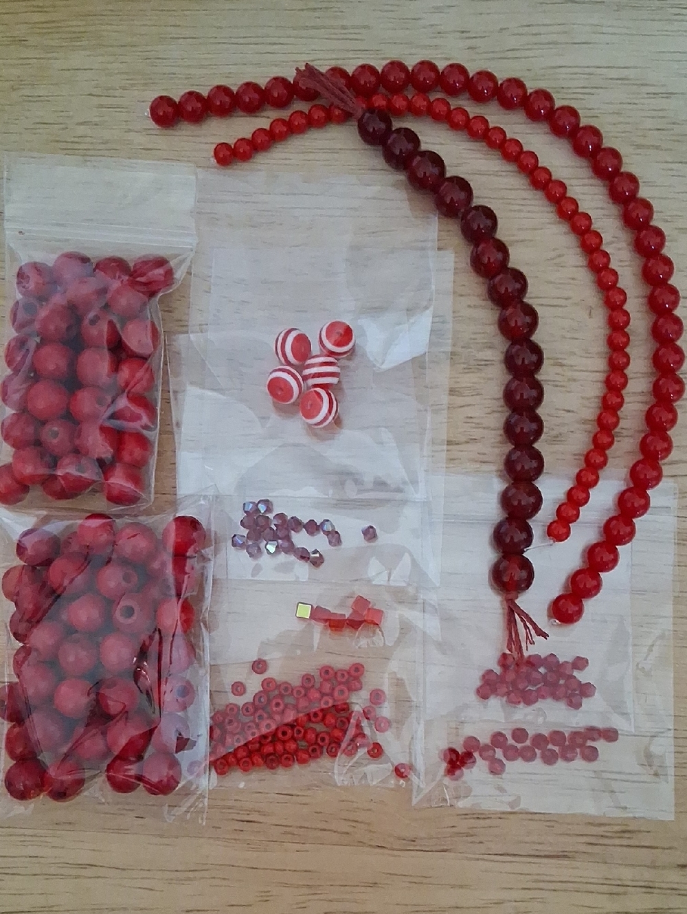 NWOT Red Mixed Bead Assortment HH107